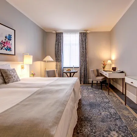 Fairmont Le Montreux Palace Exterior photo